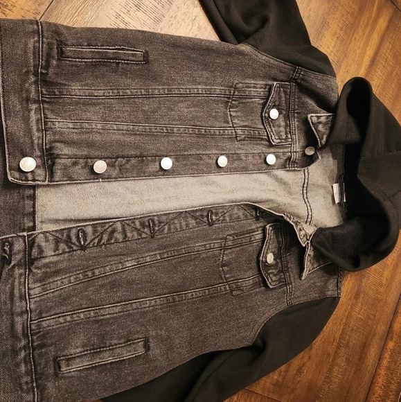 NWOT Pacsun Youth Black Jean and Hoodie Jacket - Picture 1 of 3